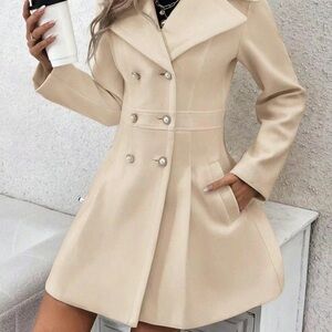 Woman’s Cream dress coat